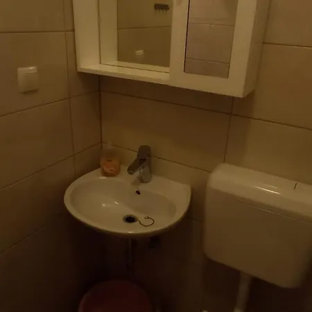 Vinko Cvitan *